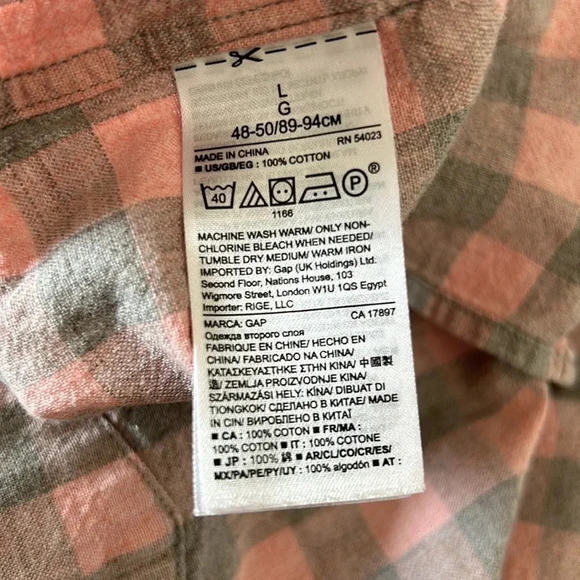 Men's GAP Checkered Shirt | Gingham Shirt | GAP Gingham Button Down Shirt - Picture 9 of 9